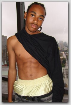 Click to see Pictures and Videos of Angelo Angelo Fantasy with 2Long